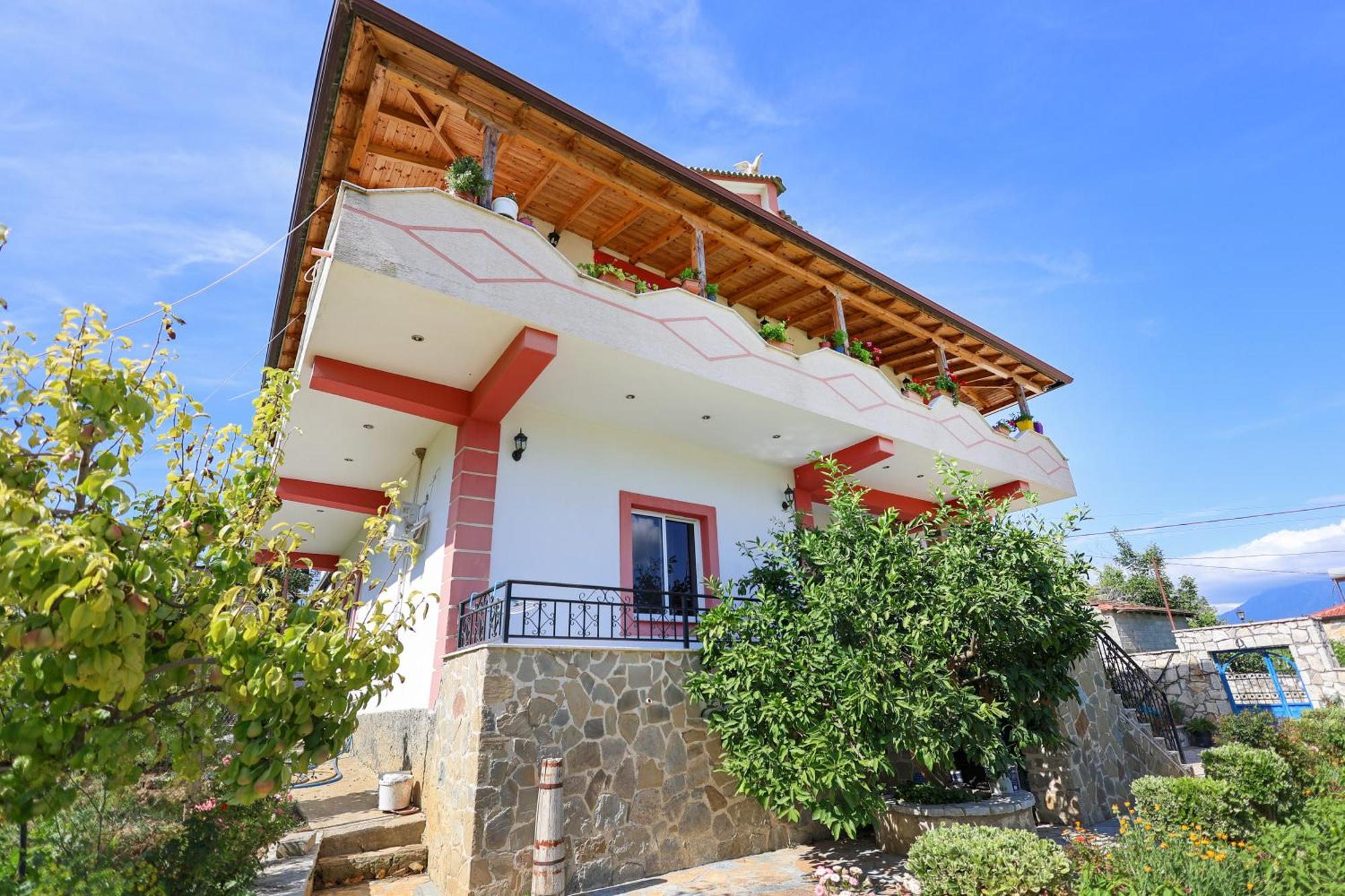 Villa Xherimeja Family Oasis Berat Zewnętrze zdjęcie
