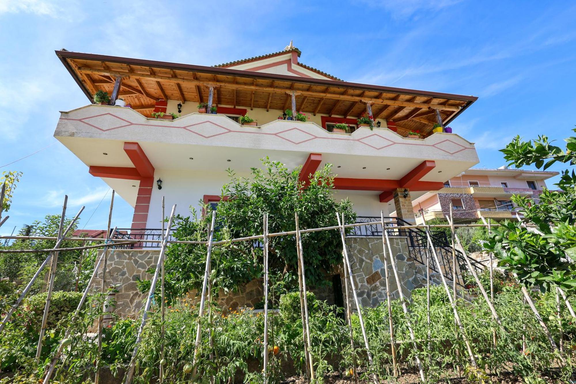 Villa Xherimeja Family Oasis Berat Zewnętrze zdjęcie